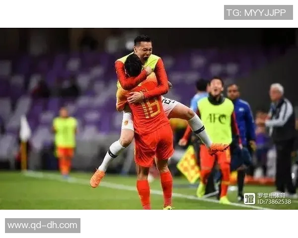 南京足球队与西安足球队赛后复盘分析灵活性对比及战术启示 南京足球队与西安足球队赛后复盘分析灵活性对比及战术启示