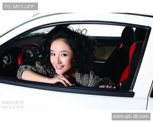 天津足球明星女友李倩的爱情故事与职业生涯的精彩交织